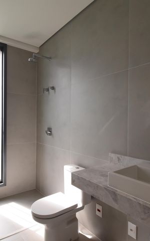 Apartamento à venda com 406m², 4 quartos e 4 vagasBanheiro da Suíte 1