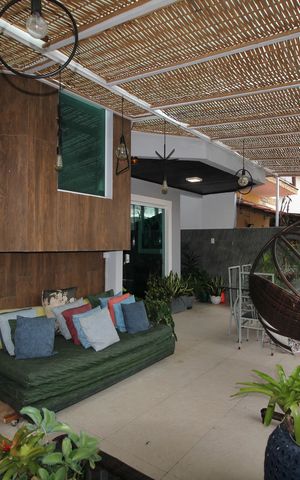 Casa à venda com 360m², 4 quartos e 2 vagasSala - Varanda