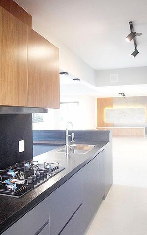 Apartamento à venda com 232m², 3 quartos e 2 vagasCozinha