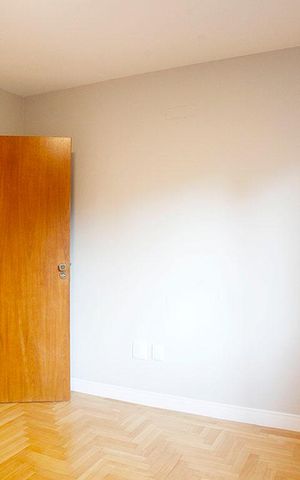 Apartamento à venda com 232m², 3 quartos e 2 vagasQuarto 2