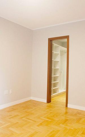 Apartamento à venda com 232m², 3 quartos e 2 vagasQuarto 1 Suíte