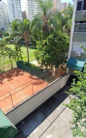 Apartamento à venda com 75m², 2 quartos e 1 vaga