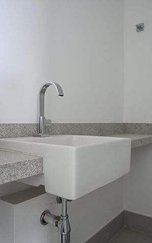 Apartamento para alugar com 140m², 3 quartos e 2 vagasLavabo