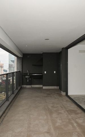 Apartamento para alugar com 140m², 3 quartos e 2 vagasVaranda