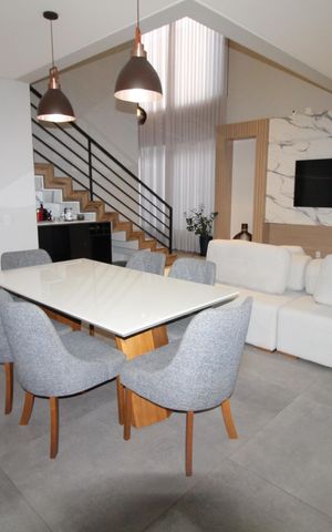 Casa de condomínio para alugar com 376m², 5 quartos e 4 vagasSala