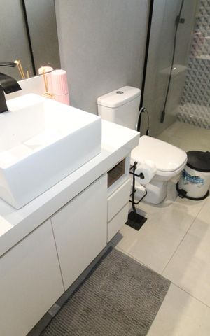 Casa de condomínio para alugar com 376m², 5 quartos e 4 vagasBanheiro da Suíte 1
