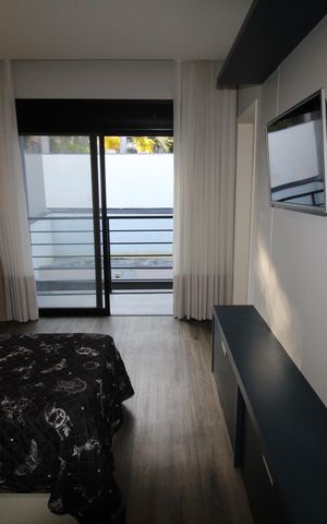 Casa de condomínio para alugar com 376m², 5 quartos e 4 vagasSuíte 3