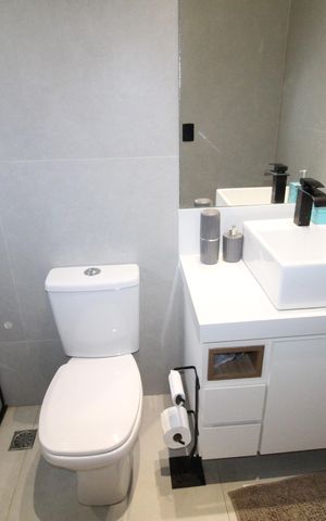 Casa de condomínio para alugar com 376m², 5 quartos e 4 vagasBanheiro da Suíte 3
