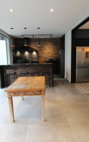 Casa de condomínio para alugar com 376m², 5 quartos e 4 vagasÁrea gourmet