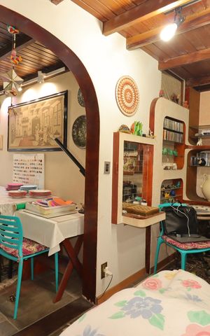 Casa à venda com 300m², 3 quartos e 2 vagasSala de TV