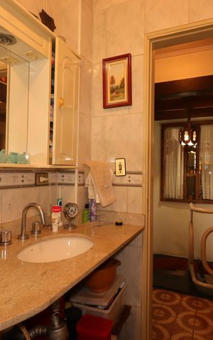 Casa à venda com 300m², 3 quartos e 2 vagasLavabo