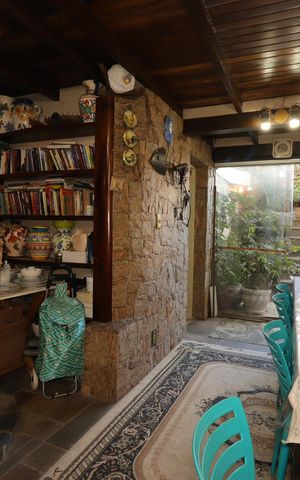 Casa à venda com 300m², 3 quartos e 2 vagasSaleta