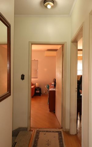 Casa à venda com 300m², 3 quartos e 2 vagasCorredor do piso superior
