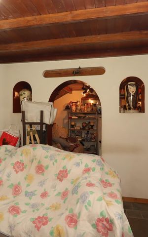 Casa à venda com 300m², 3 quartos e 2 vagasSala de TV