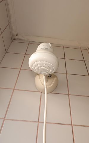 Casa à venda com 300m², 3 quartos e 2 vagasBanheiro da Suíte - Chuveiro