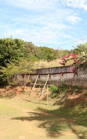 Casa de condomínio à venda com 300m², 3 quartos e 4 vagasVista