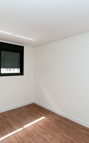 Apartamento à venda com 77m², 2 quartos e 2 vagasSuíte 2