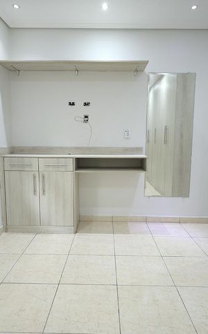 Casa à venda com 100m², 2 quartos e 2 vagas Casa à venda com 100m², 2 quartos e 2 vagasQuarto 2