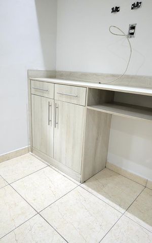 Casa à venda com 100m², 2 quartos e 2 vagas Casa à venda com 100m², 2 quartos e 2 vagasQuarto 2