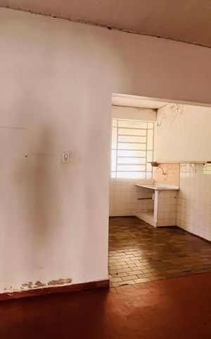 Casa à venda com 136m², 3 quartos e 1 vaga