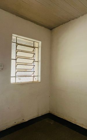Casa à venda com 136m², 3 quartos e 1 vaga Casa à venda com 136m², 3 quartos e 1 vagaSala