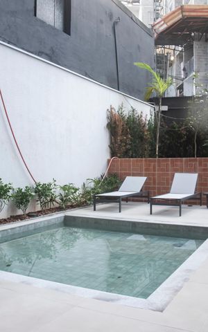 Apartamento para alugar com 39m², 2 quartos e sem vagaÁrea comum - Piscina