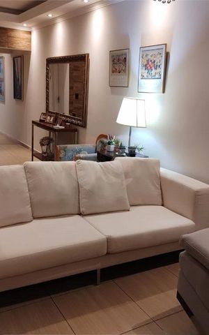 Casa à venda com 234m², 3 quartos e 4 vagas