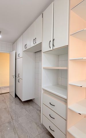 Apartamento à venda com 100m², 3 quartos e 2 vagasCozinha