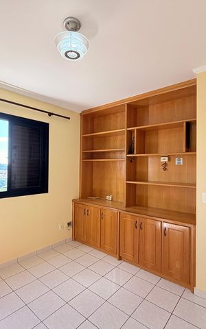 Apartamento à venda com 100m², 3 quartos e 2 vagasQuarto 2