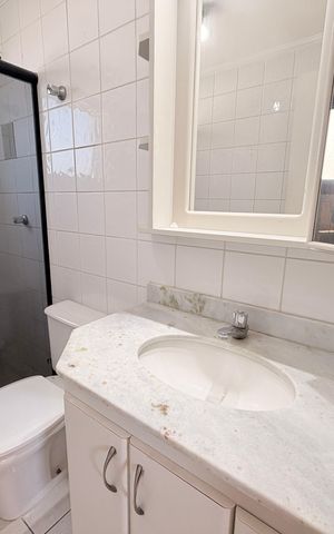 Apartamento à venda com 100m², 3 quartos e 2 vagasBanheiro da Suíte