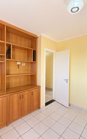 Apartamento à venda com 100m², 3 quartos e 2 vagasQuarto 2