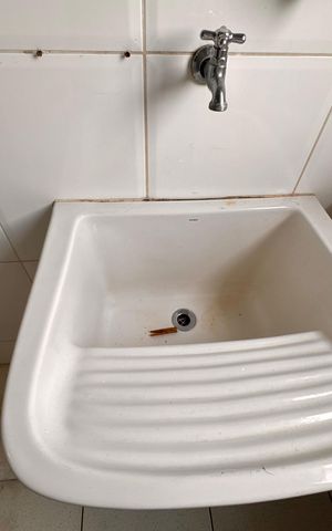 Apartamento à venda com 160m², 3 quartos e 3 vagas Apartamento à venda com 160m², 3 quartos e 3 vagasCozinha e Área de Serviço