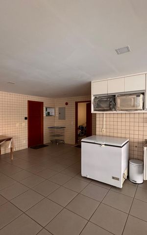 Apartamento à venda com 160m², 3 quartos e 3 vagas Apartamento à venda com 160m², 3 quartos e 3 vagasÁrea comum