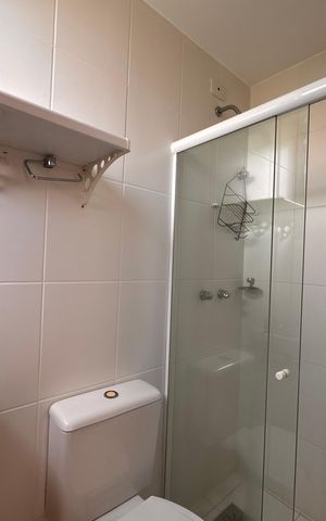 Apartamento à venda com 160m², 3 quartos e 3 vagas Apartamento à venda com 160m², 3 quartos e 3 vagasCozinha e Área de Serviço - Banheiro