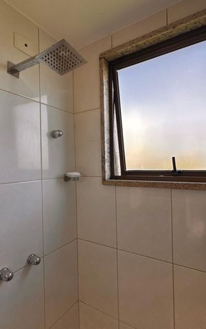 Apartamento à venda com 160m², 3 quartos e 3 vagas Apartamento à venda com 160m², 3 quartos e 3 vagasSuíte - Banheiro