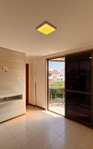 Apartamento à venda com 160m², 3 quartos e 3 vagas Apartamento à venda com 160m², 3 quartos e 3 vagasSuíte