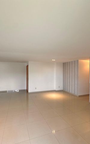 Apartamento à venda com 160m², 3 quartos e 3 vagas Apartamento à venda com 160m², 3 quartos e 3 vagasSala