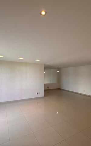 Apartamento à venda com 160m², 3 quartos e 3 vagas Apartamento à venda com 160m², 3 quartos e 3 vagasSala