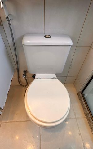 Apartamento à venda com 160m², 3 quartos e 3 vagas Apartamento à venda com 160m², 3 quartos e 3 vagasSuíte - Banheiro