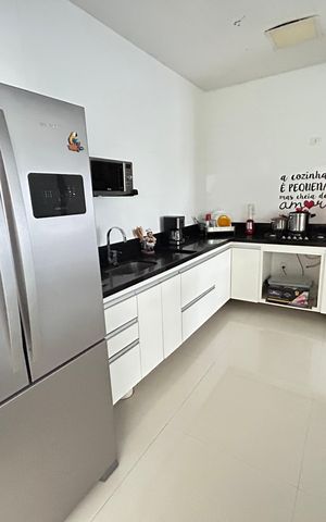 Casa de condomínio para alugar com 197m², 3 quartos e 4 vagasCozinha
