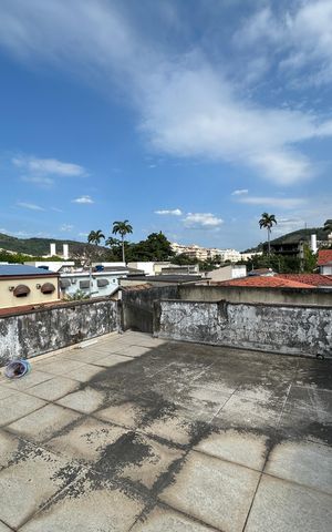 Casa de condomínio para alugar com 197m², 3 quartos e 4 vagasTerraço
