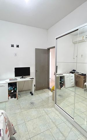 Casa de condomínio para alugar com 197m², 3 quartos e 4 vagasQuarto 2