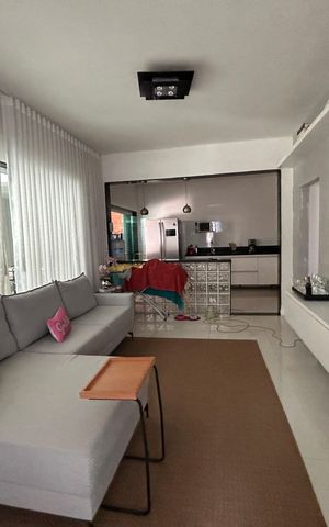 Casa de condomínio para alugar com 197m², 3 quartos e 4 vagasSala