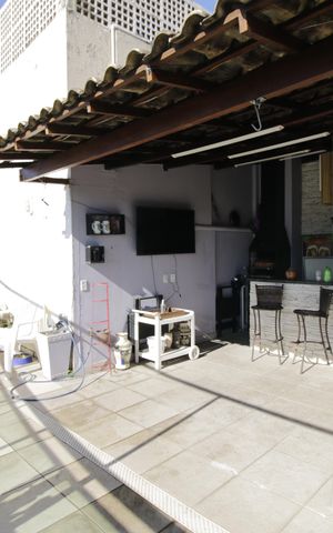 Apartamento à venda com 115m², 2 quartos e 2 vagasCobertura