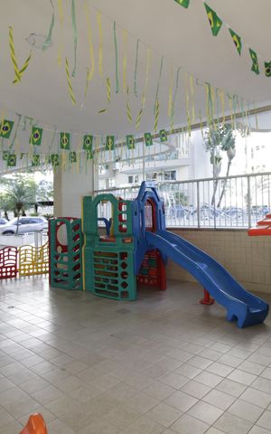 Apartamento à venda com 115m², 2 quartos e 2 vagasÁrea comum - Playground