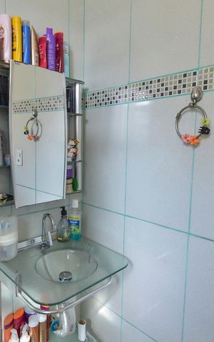 Apartamento à venda com 60m², 2 quartos e sem vaga Apartamento à venda com 60m², 2 quartos e sem vagaBanheiro