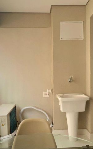 Studio para alugar com 34m², 1 quarto e sem vaga Studio para alugar com 34m², 1 quarto e sem vagaVaranda