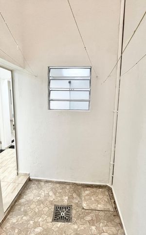 Casa para alugar com 60m², 2 quartos e sem vaga Casa para alugar com 60m², 2 quartos e sem vagaÁrea de Serviço
