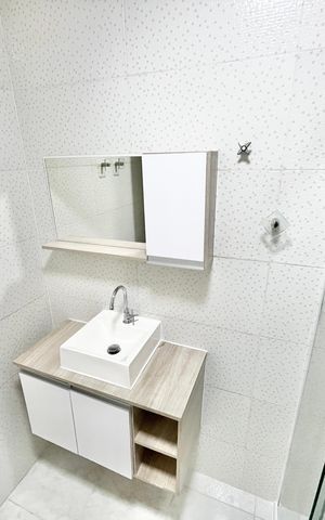Casa para alugar com 60m², 2 quartos e sem vaga Casa para alugar com 60m², 2 quartos e sem vagaBanheiro
