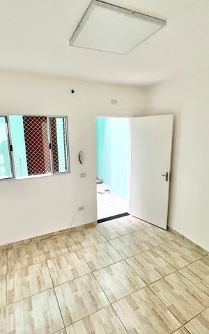 Casa para alugar com 60m², 2 quartos e sem vaga Casa para alugar com 60m², 2 quartos e sem vagaSala